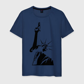 Мужская футболка хлопок с принтом Статуя свободы с пистолетом в Курске, 100% хлопок | прямой крой, круглый вырез горловины, длина до линии бедер, слегка спущенное плечо. | Тематика изображения на принте: america | usa | америка | пистолет | статуя свободы | сша | штаты