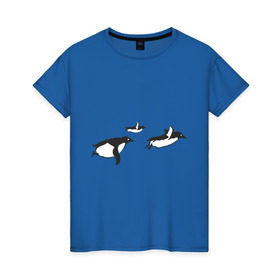 Женская футболка хлопок с принтом Пингвины улетают в Курске, 100% хлопок | прямой крой, круглый вырез горловины, длина до линии бедер, слегка спущенное плечо | арктика | животные | пингвины полетели.пингвины | птицы