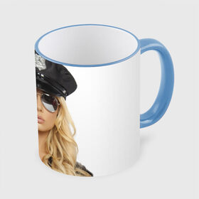 Кружка 3D с принтом Девушка полицейский в Курске, керамика | ёмкость 330 мл | Тематика изображения на принте: блондинка | девушка | кожа | очки | форма | фуражка