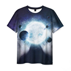 Мужская футболка 3D с принтом Солнечная система на ладонях в Курске, 100% полиэфир | прямой крой, круглый вырез горловины, длина до линии бедер | вселенная | галактика | звезды | планеты | солнце | туманность