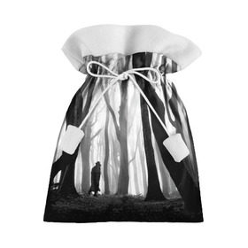 Подарочный 3D мешок с принтом Утро в лесу в Курске, 100% полиэстер | Размер: 29*39 см | Тематика изображения на принте: black   white | fog | forest | man | morning | photo | silhouette | trees | деревья | лес | силуэт | туман | утро | фото | человек | черно   белое