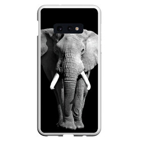 Чехол для Samsung S10E с принтом Слон в Курске, Силикон | Область печати: задняя сторона чехла, без боковых панелей | Тематика изображения на принте: africa | big | black   white | elephant is an animal | shroud | tusks | африка | бивни | большой | животное | идет | савана | слон | черно   белый