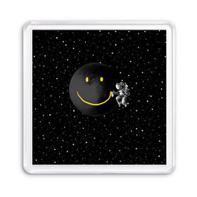 Магнит 55*55 с принтом Лунная улыбка в Курске, Пластик | Размер: 65*65 мм; Размер печати: 55*55 мм | astronaut | cosmonaut | cosmos | galaxy | meteor | moon | planet | smile | space | universe | астронавт | вселенная | галактика | звезды | космонавт | космос | луна | смайл | улыбка