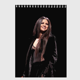 Скетчбук с принтом Selena Gomez в Курске, 100% бумага
 | 48 листов, плотность листов — 100 г/м2, плотность картонной обложки — 250 г/м2. Листы скреплены сверху удобной пружинной спиралью | selena gomez
