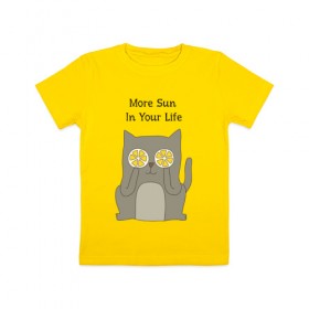 Детская футболка хлопок с принтом More Sun In Your Life в Курске, 100% хлопок | круглый вырез горловины, полуприлегающий силуэт, длина до линии бедер | Тематика изображения на принте: cat | lemon | summer | кот | котэ | кошка | лето | лимон | солнце | сочный