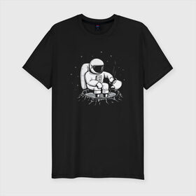 Мужская футболка премиум с принтом Как Согреться на Луне в Курске, 92% хлопок, 8% лайкра | приталенный силуэт, круглый вырез ворота, длина до линии бедра, короткий рукав | астронавт | вселенная | звезды | космонавт | космос | луна | планета | простуда | юмор