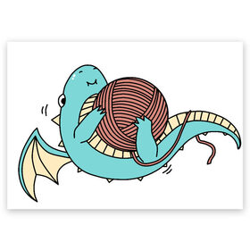 Поздравительная открытка с принтом Маленький дракончик в Курске, 100% бумага | плотность бумаги 280 г/м2, матовая, на обратной стороне линовка и место для марки
 | динозавр | дракон | дракончик | клубок | малыш | нитки