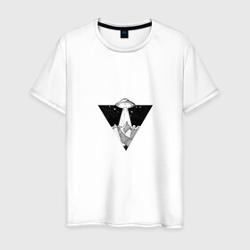 Мужская футболка хлопок с принтом Летающая тарелка в Курске, 100% хлопок | прямой крой, круглый вырез горловины, длина до линии бедер, слегка спущенное плечо. | горы | летающая тарелка | нло | сюрреализм | черно белое