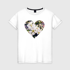 Женская футболка хлопок с принтом Spring heart в Курске, 100% хлопок | прямой крой, круглый вырез горловины, длина до линии бедер, слегка спущенное плечо | flower. heart | весна | любовь | сердце | цветы