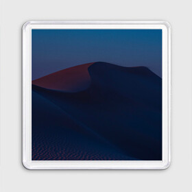 Магнит 55*55 с принтом Ночная пустыня дюна на рассвете в Курске, Пластик | Размер: 65*65 мм; Размер печати: 55*55 мм | desert | dune | night | sunrise | sunset | барханы | дюна | закат | ночь | песок | пустыня | рассвет