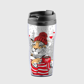 Термокружка-непроливайка с принтом Тигр с чашкой кофе в Курске, внутренняя часть — пищевой пластик, наружная часть — прозрачный пластик, между ними — полиграфическая вставка с рисунком | объем — 350 мл, герметичная крышка | 2022 | a cup of coffee | fir forest | happy new year | hearts | merry christmas | red hat | striped fur coat | tiger | year of the tiger | год тигра | еловый лес | красная шапка | новый год | полосатая шуба | рождество | сердца | тигр | чашка кофе