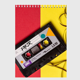 Скетчбук с принтом FULL OLD DCHOOL в Курске, 100% бумага
 | 48 листов, плотность листов — 100 г/м2, плотность картонной обложки — 250 г/м2. Листы скреплены сверху удобной пружинной спиралью | Тематика изображения на принте: fakir | желтый | кассета | красный | пленка