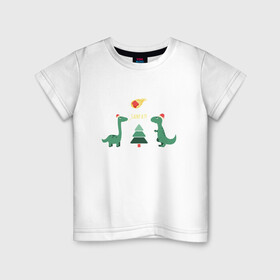 Детская футболка хлопок с принтом динозаврики и елка в Курске, 100% хлопок | круглый вырез горловины, полуприлегающий силуэт, длина до линии бедер | Тематика изображения на принте: дед мороз | динозавр | ёлка | зима | игрушки | новый год | снегурка